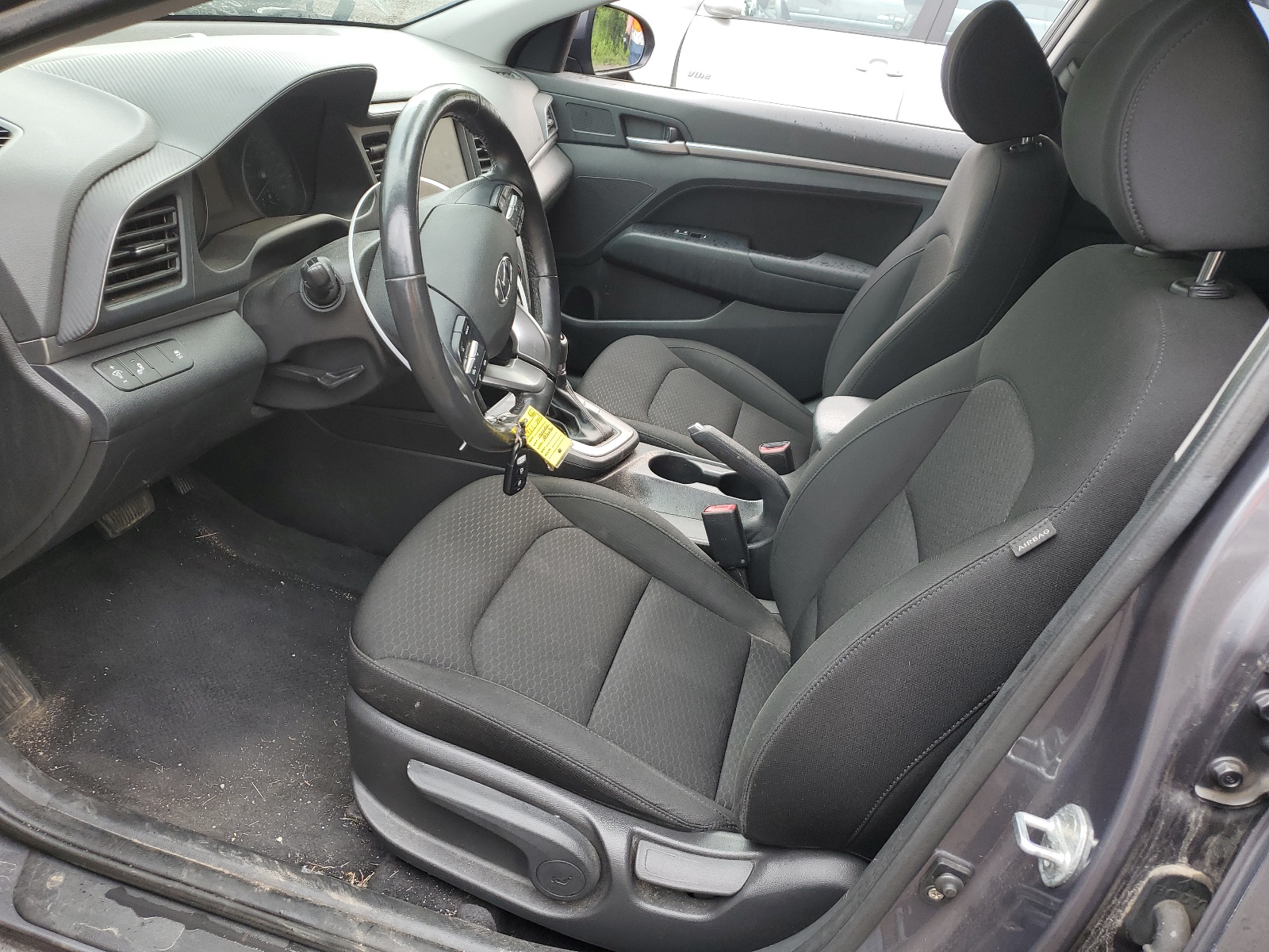 KMHD84LF8KU856073 2019 Hyundai Elantra Sel