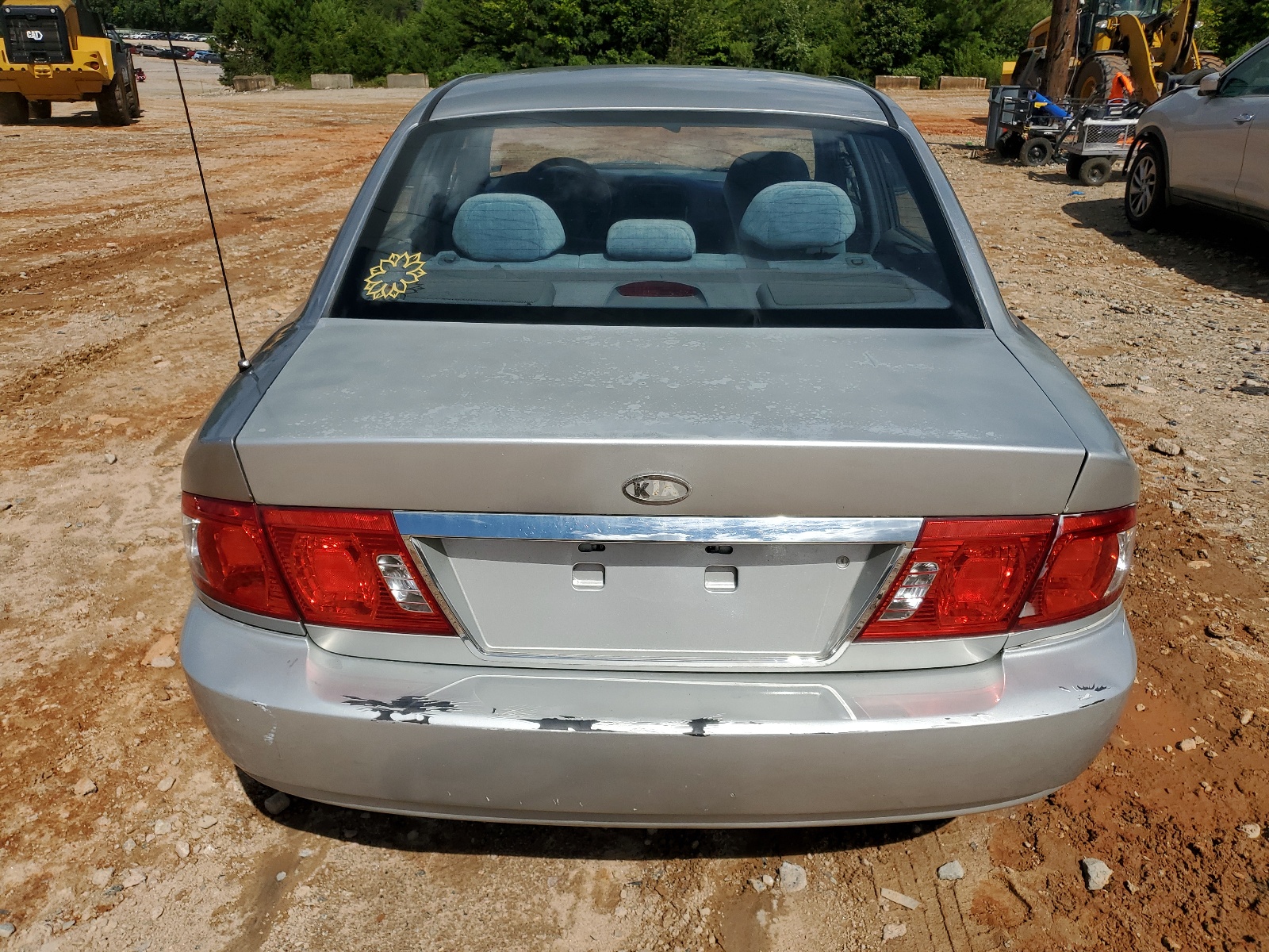 KNAGD128755398777 2005 Kia Optima Lx