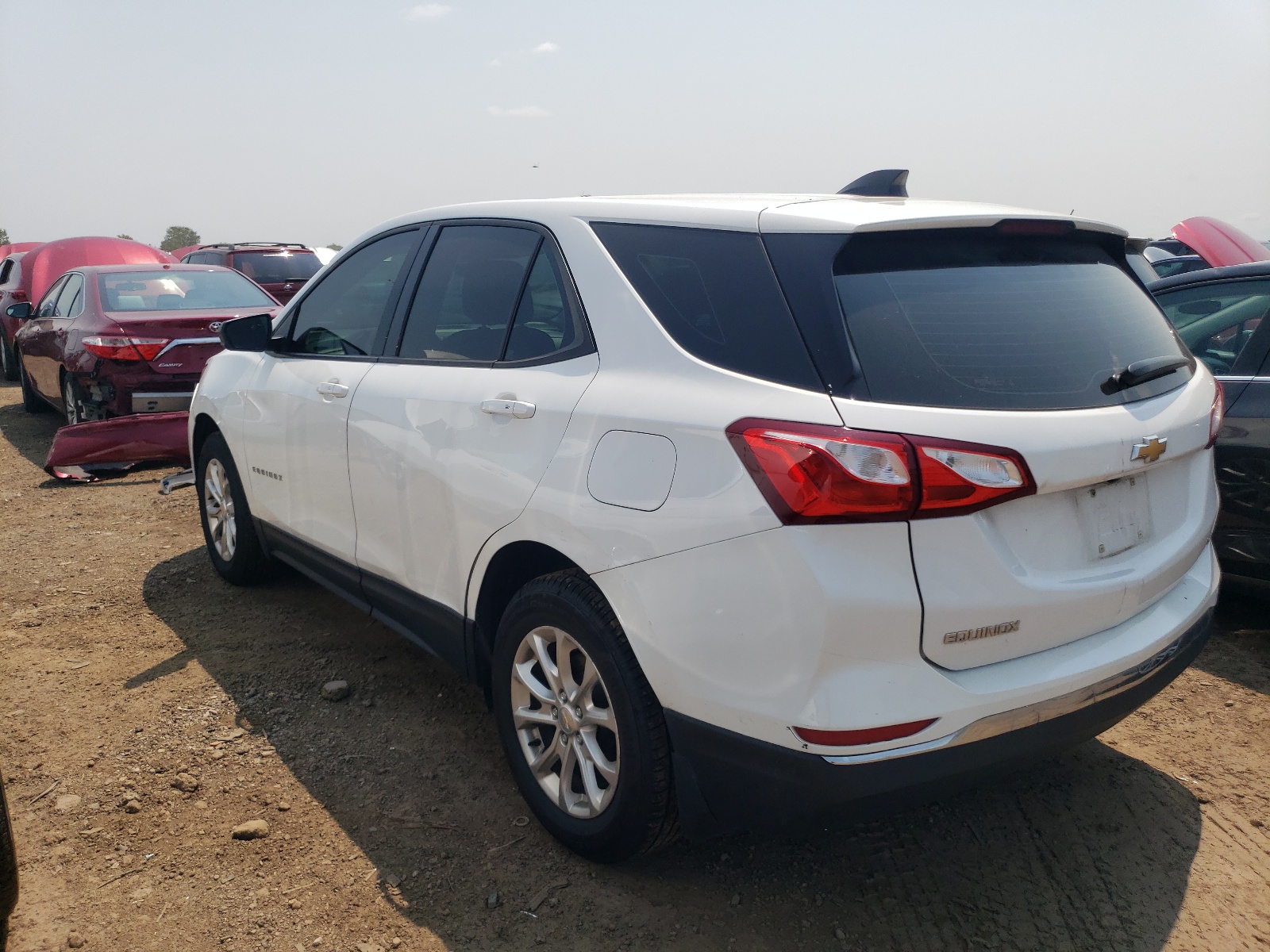 2018 Chevrolet Equinox Ls vin: 2GNAXREV4J6245392