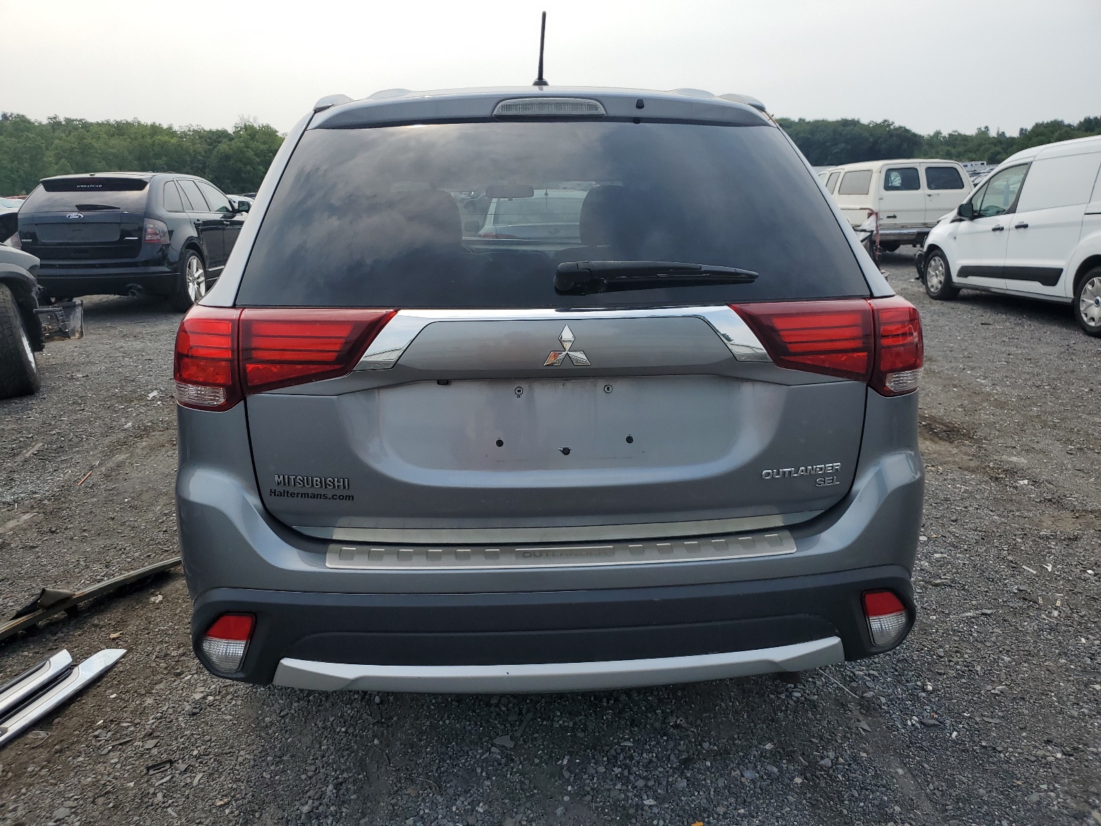 JA4AZ3A38GZ036989 2016 Mitsubishi Outlander Se