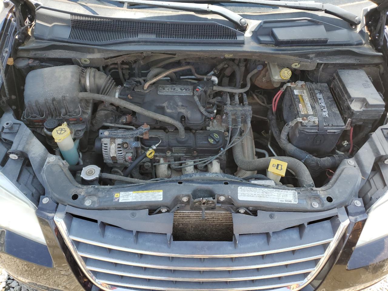 2010 Chrysler Town & Country Touring VIN: 2A4RR5D1XAR250408 Lot: 63181824