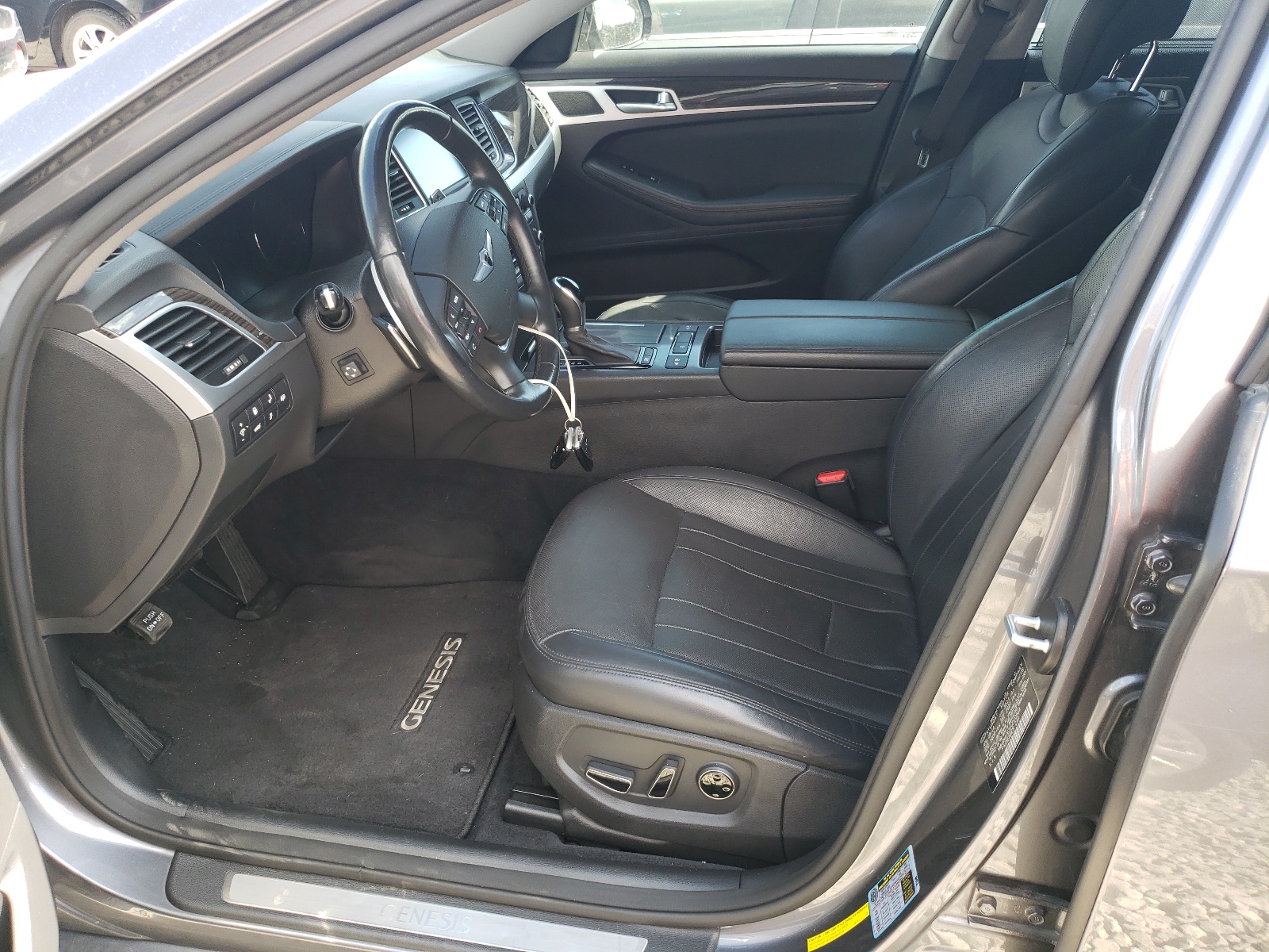 KMHGN4JE3FU020564 2015 Hyundai Genesis 3.8L