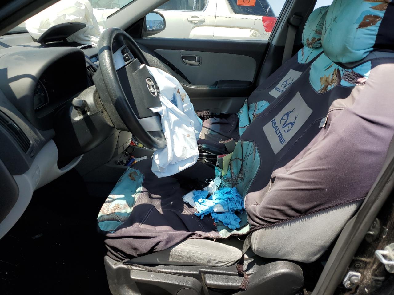 2008 Hyundai Elantra Gls VIN: KMHDU46D48U572115 Lot: 64865444