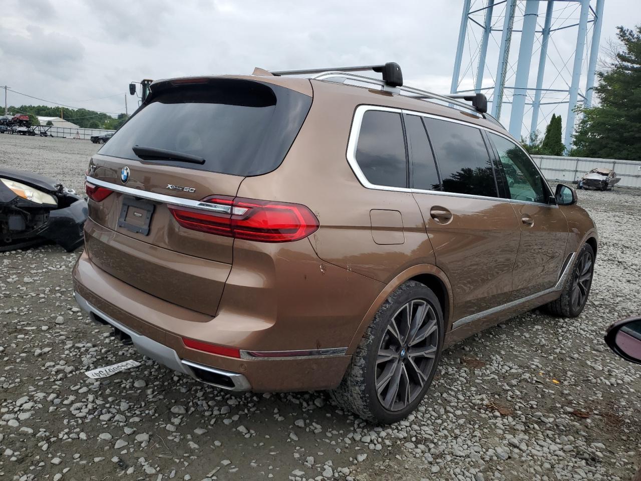 VIN 5UXCX4C51KLB39791 2019 BMW X7 no.3