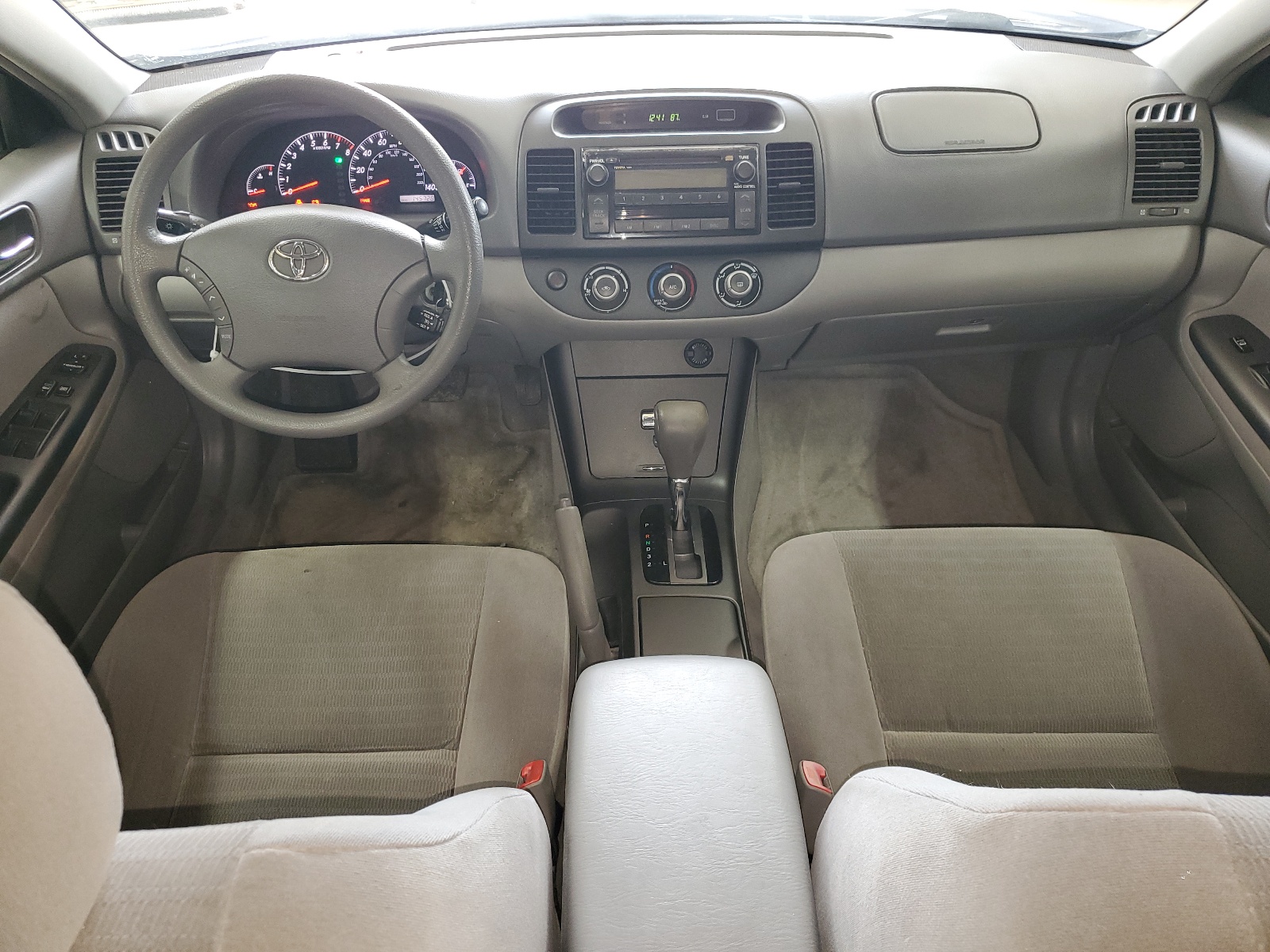 4T1BE30K05U432399 2005 Toyota Camry Le