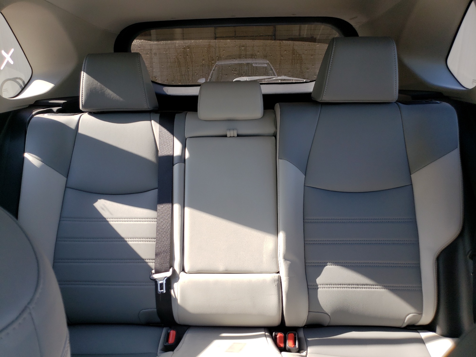 4T3B6RFV6NU102954 2022 Toyota Rav4 Xle Premium