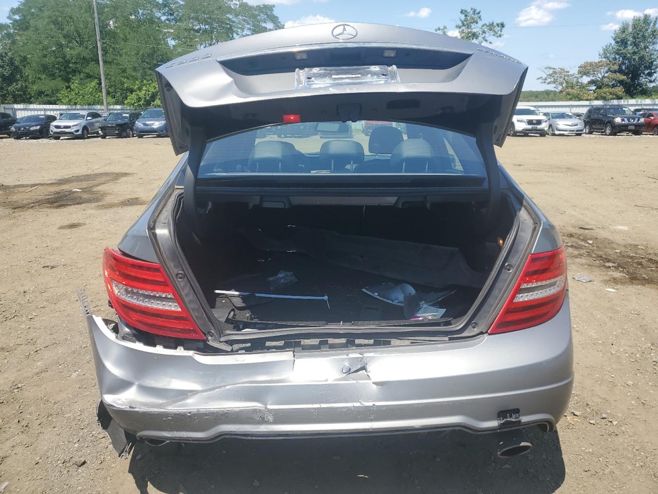2012 Mercedes-Benz C 300 4Matic VIN: WDDGF8BB6CR198731 Lot: 63306454