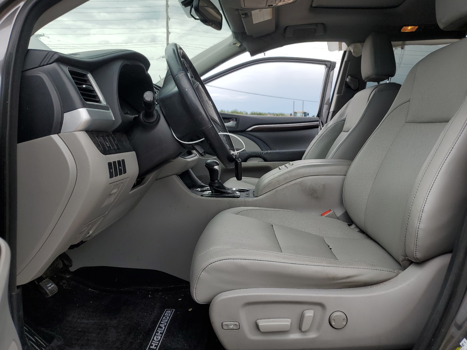 5TDDKRFHXFS113053 2015 Toyota Highlander Limited