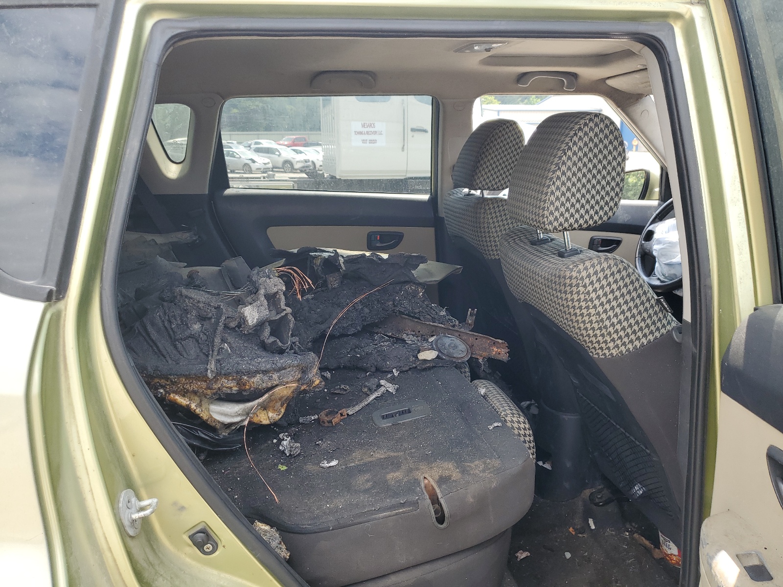 KNDJT2A20A7095322 2010 Kia Soul +