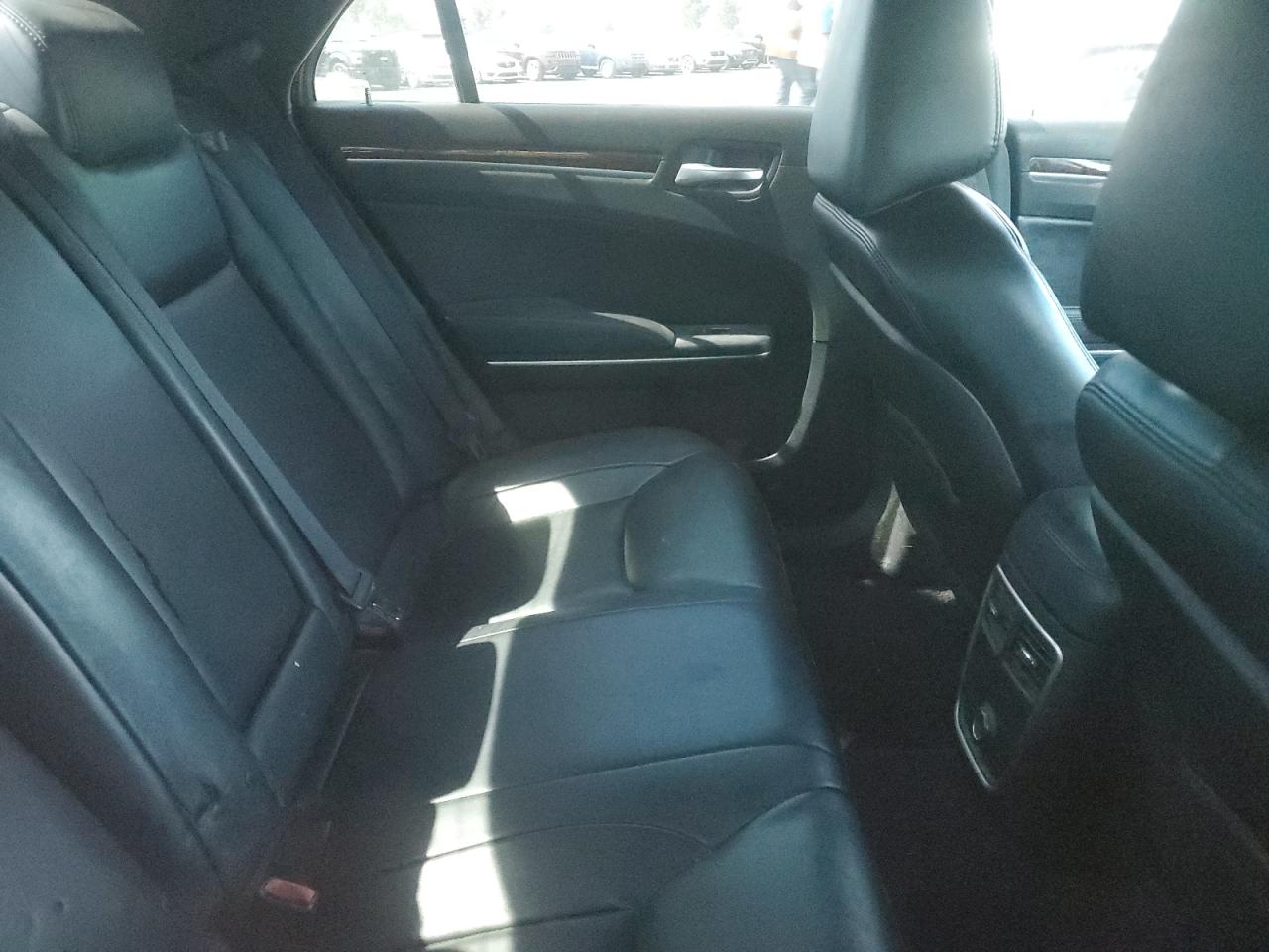 2013 Chrysler 300 VIN: 2C3CCAAGXDH694269 Lot: 62655084