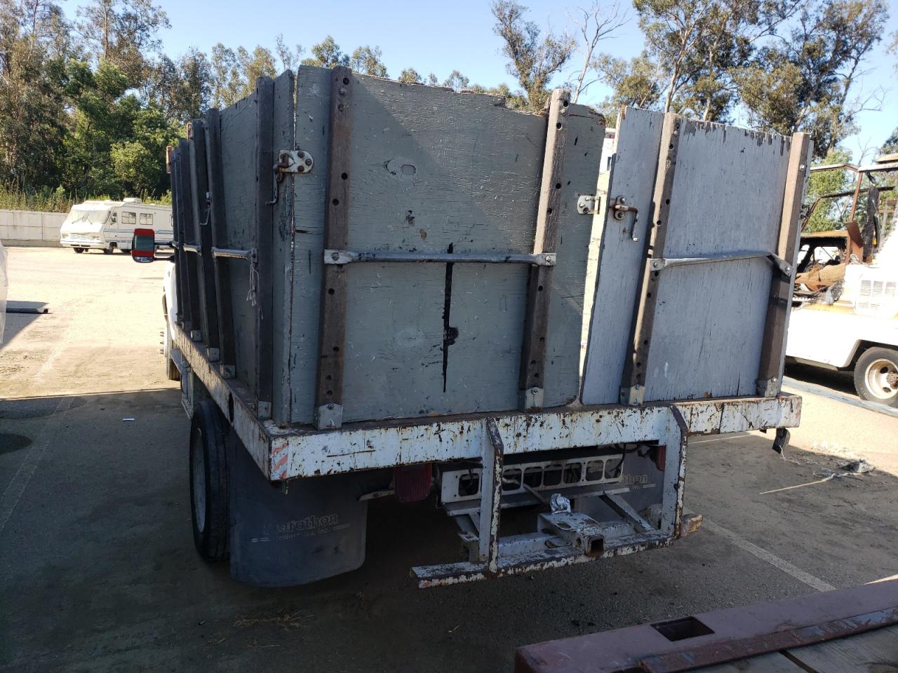 1999 Ford F550 Super Duty VIN: 1FDAW56S2XEA92343 Lot: 62872874