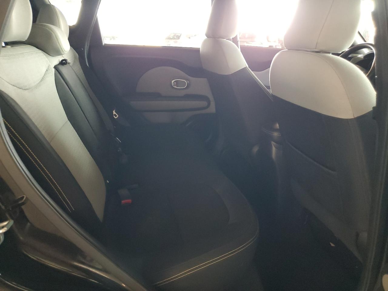 2016 Kia Soul + VIN: KNDJP3A52G7336200 Lot: 65357304