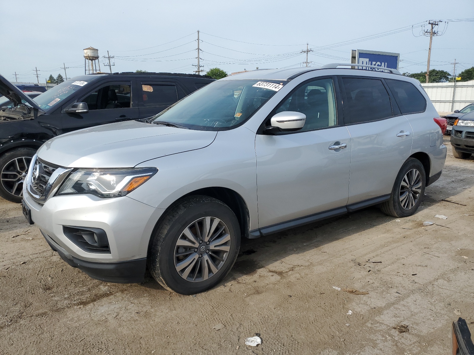 2018 Nissan Pathfinder S vin: 5N1DR2MM6JC635638