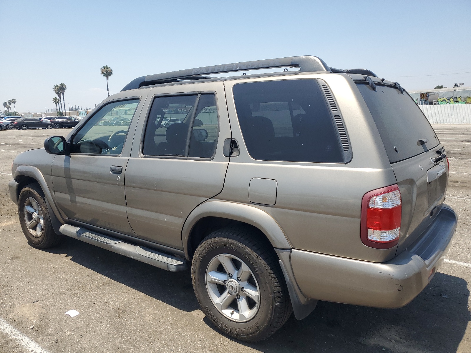 JN8DR09X04W801963 2004 Nissan Pathfinder Le