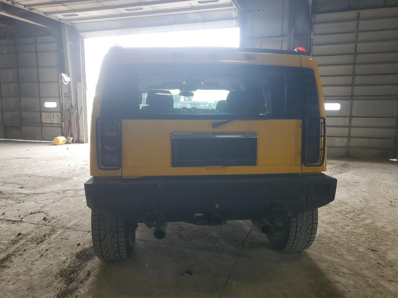 2003 Hummer H2 VIN: 5GRGN23U33H128327 Lot: 62786604