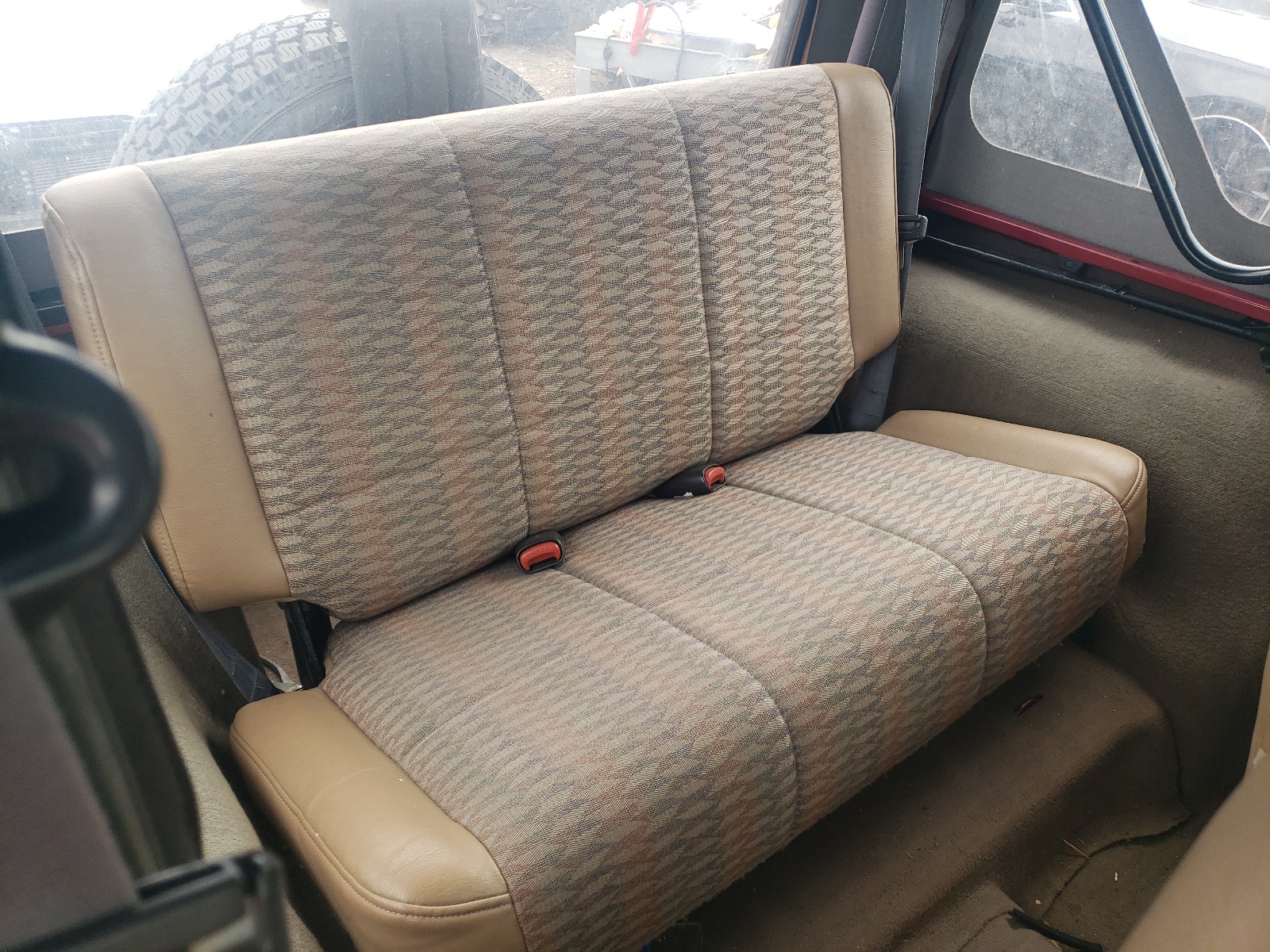 1J4FY19S3XP461637 1999 Jeep Wrangler / Tj Sport