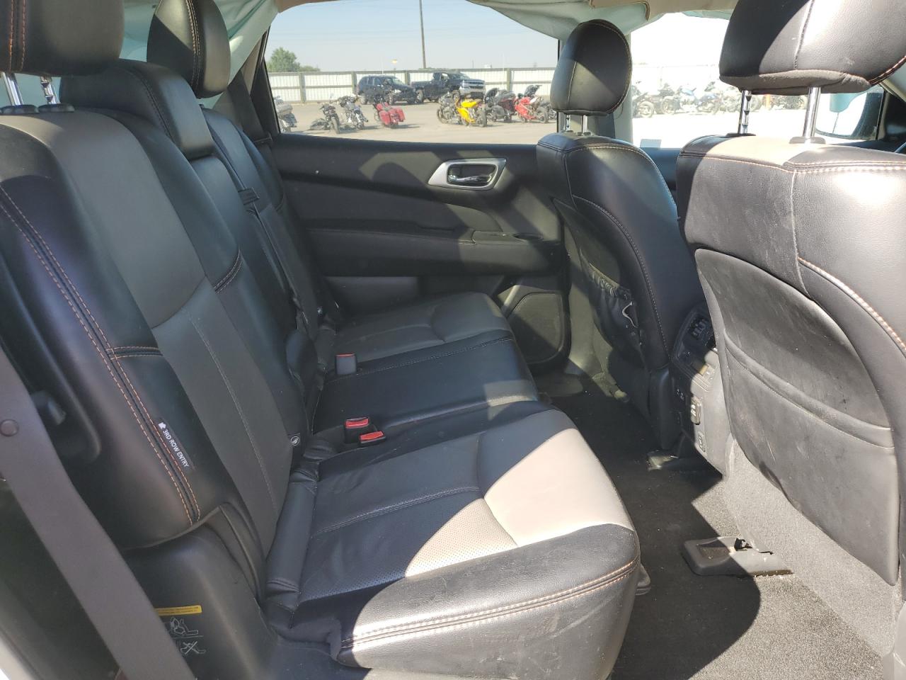 2019 Nissan Pathfinder S VIN: 5N1DR2MM6KC647113 Lot: 62271344