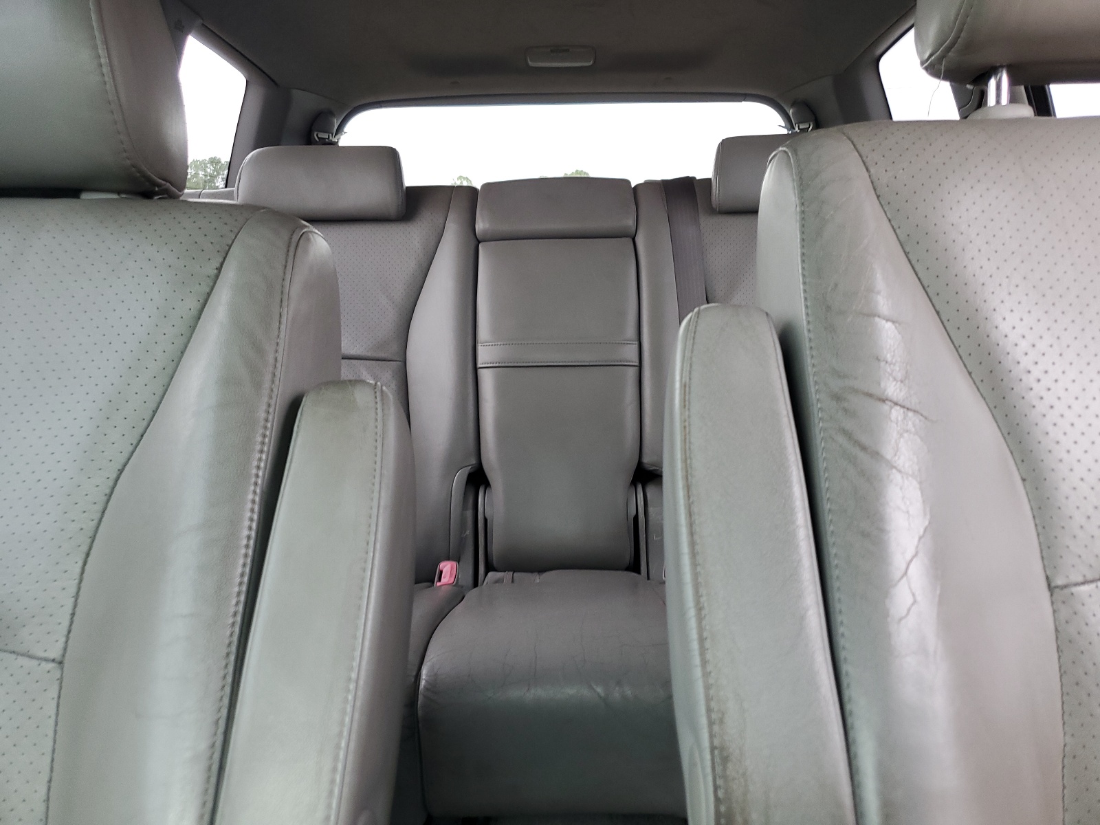 JTEDP21A940038263 2004 Toyota Highlander Base