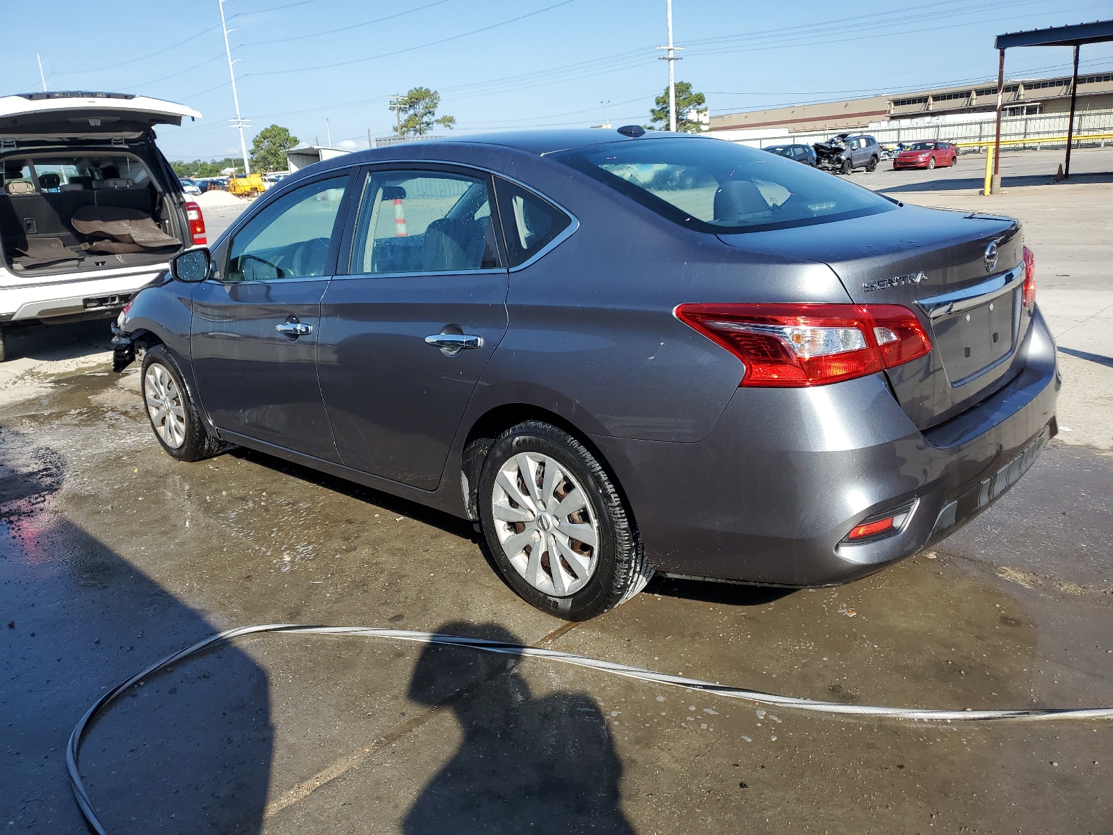 2017 Nissan Sentra S vin: 3N1AB7AP7HY310511