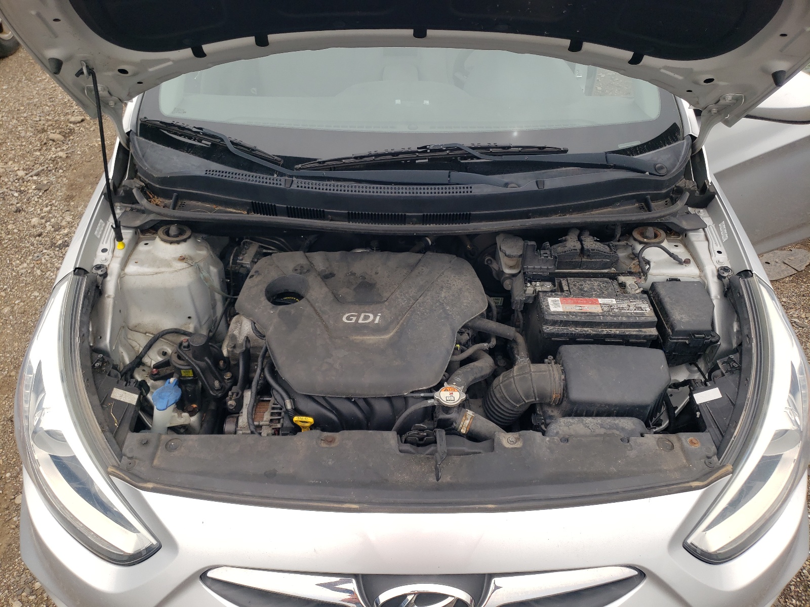 KMHCU4AE9EU765948 2014 Hyundai Accent Gls