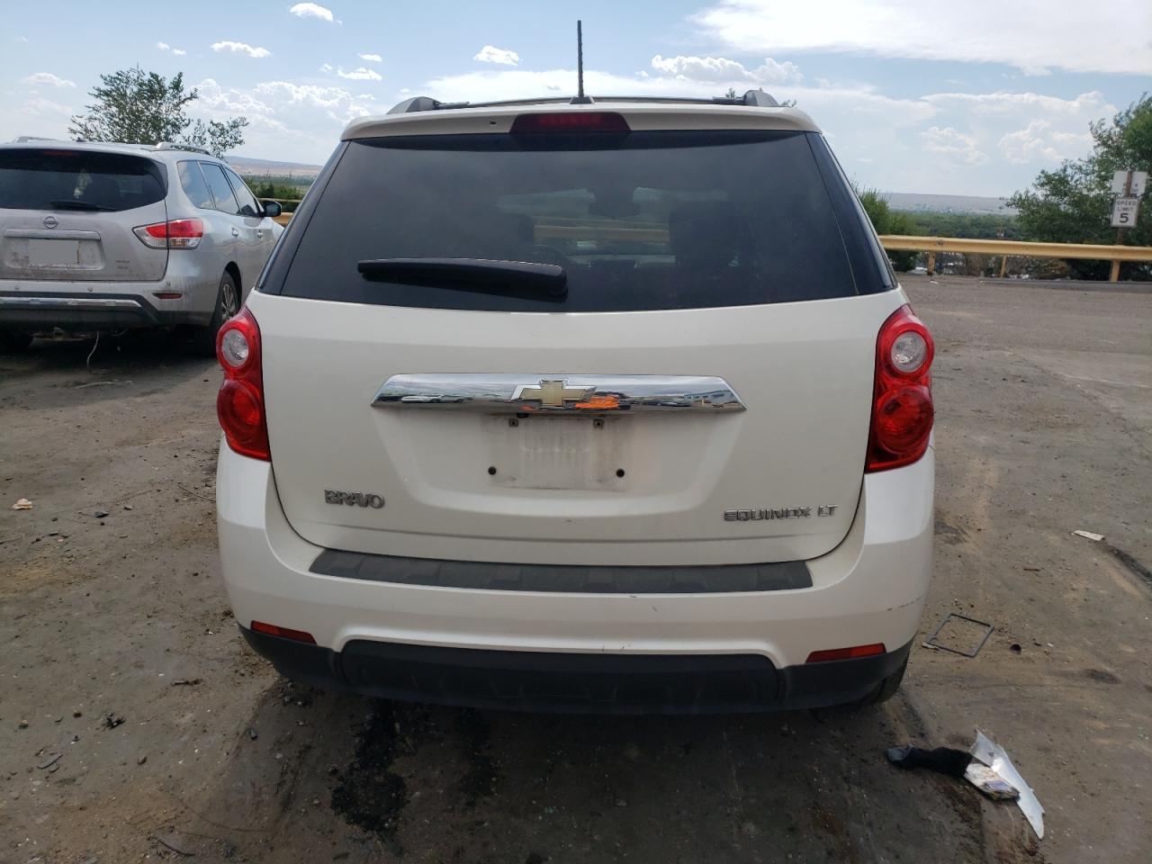 1GNALBEK4FZ106352 2015 Chevrolet Equinox Lt