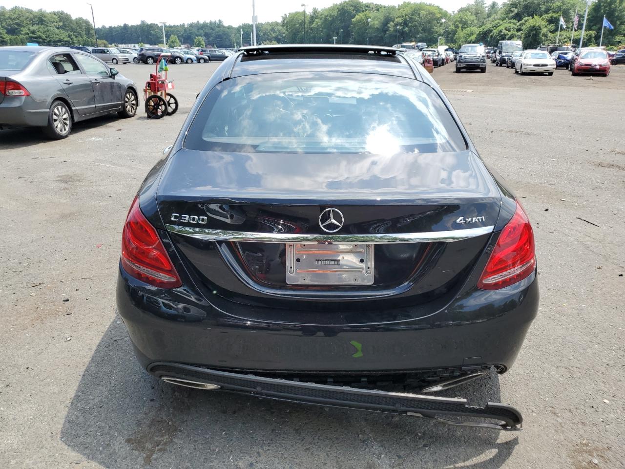 2015 Mercedes-Benz C 300 4Matic VIN: 55SWF4KB5FU006397 Lot: 61566284