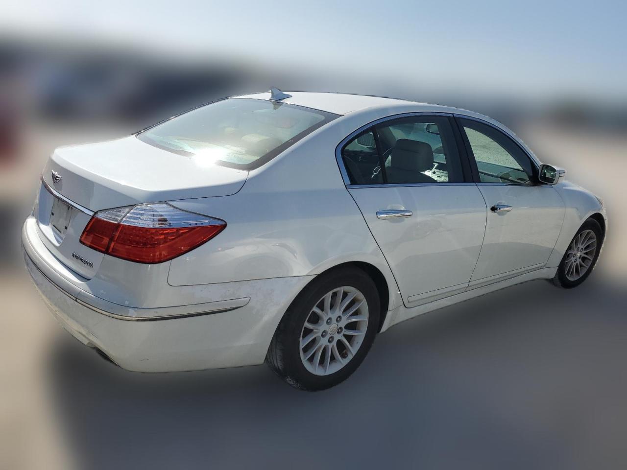 2010 Hyundai Genesis 3.8L VIN: KMHGC4DE2AU088039 Lot: 64452294