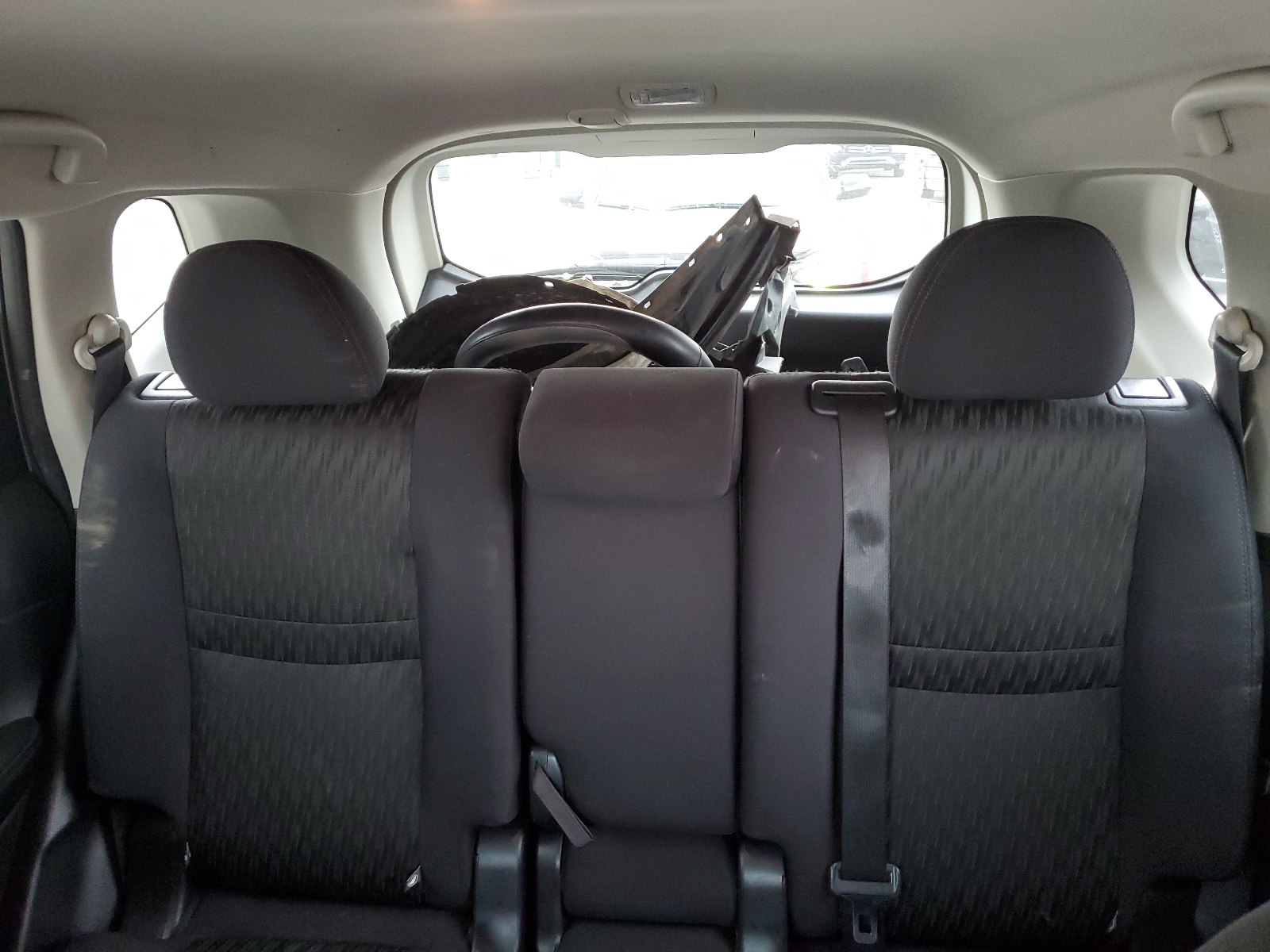 5N1AT2MT0JC848922 2018 Nissan Rogue S