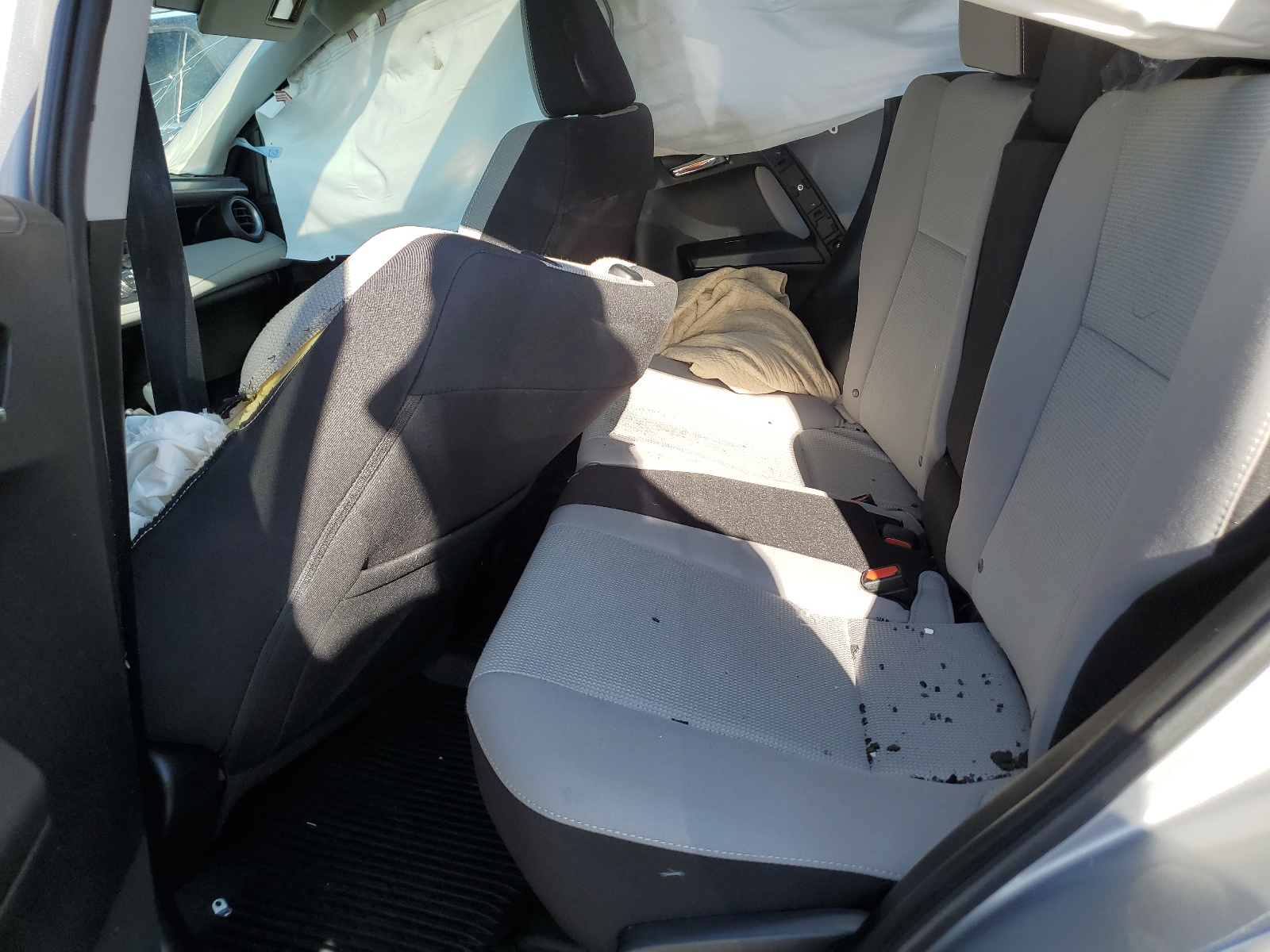 2T3RFREV5GW431793 2016 Toyota Rav4 Xle