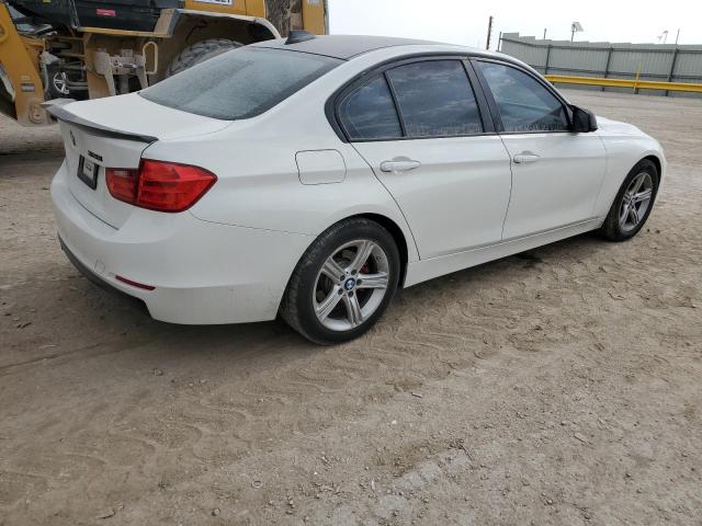  BMW 3 SERIES 2015 Белы