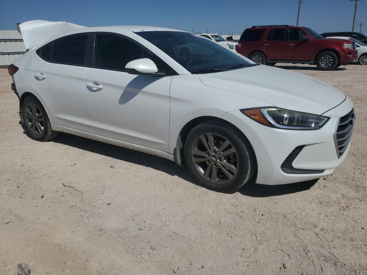 VIN 5NPD84LF4JH229190 2018 HYUNDAI ELANTRA no.4