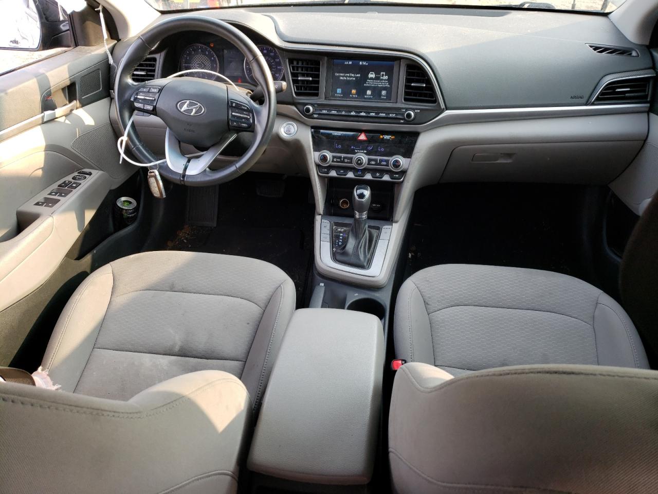 2019 Hyundai Elantra Sel VIN: 5NPD84LF8KH418278 Lot: 63543914