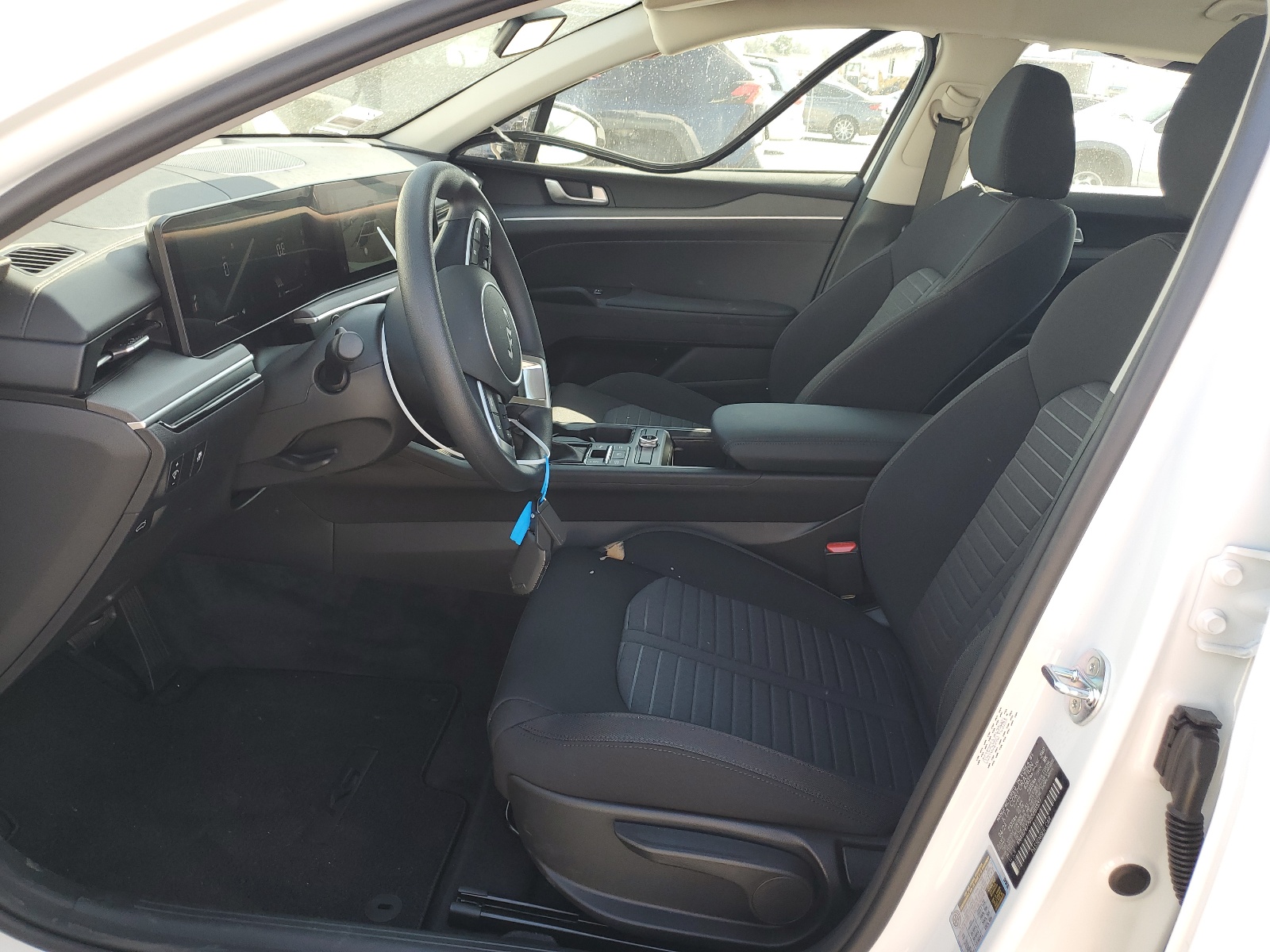 KNAG24J70S5281537 2025 Kia K5 Lxs