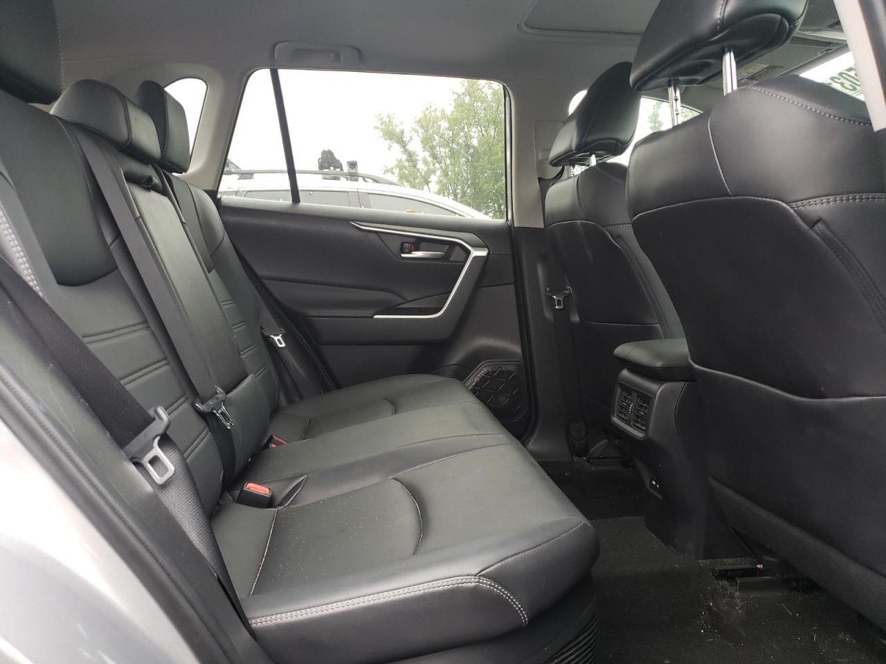 2021 Toyota Rav4 Xle Premium VIN: 4T3B6RFV8MU040861 Lot: 65031374