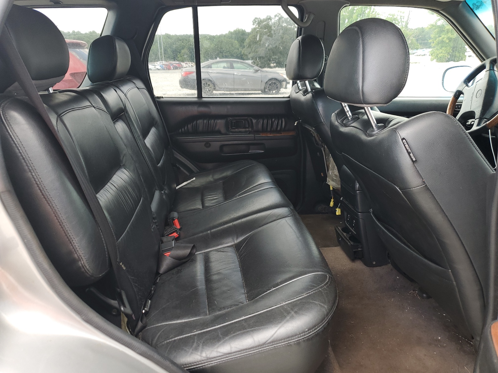 JNRDR09Y61W213730 2001 Infiniti Qx4