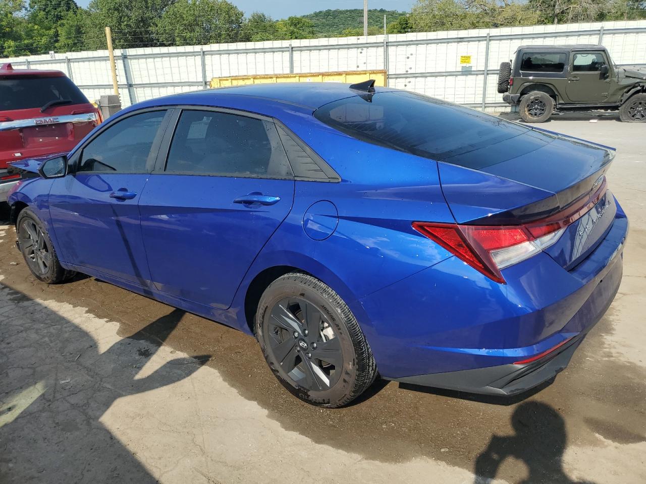 KMHLM4AG8PU529344 2023 HYUNDAI ELANTRA - Image 2