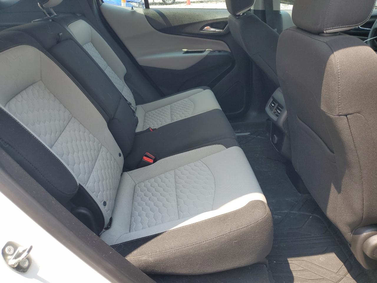 2018 Chevrolet Equinox Ls VIN: 2GNAXREV7J6172213 Lot: 64620584