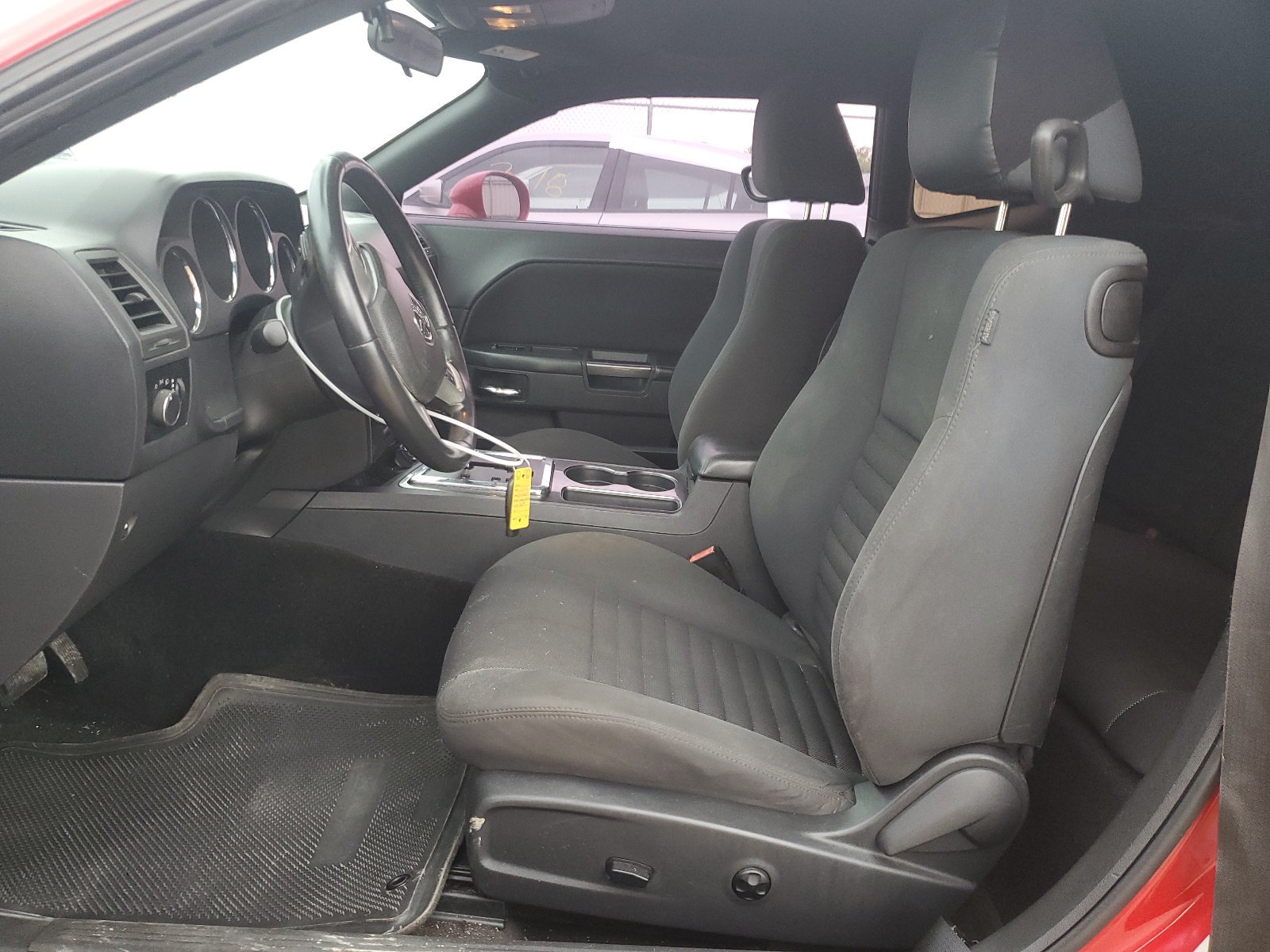 2C3CDYAG5CH208780 2012 Dodge Challenger Sxt