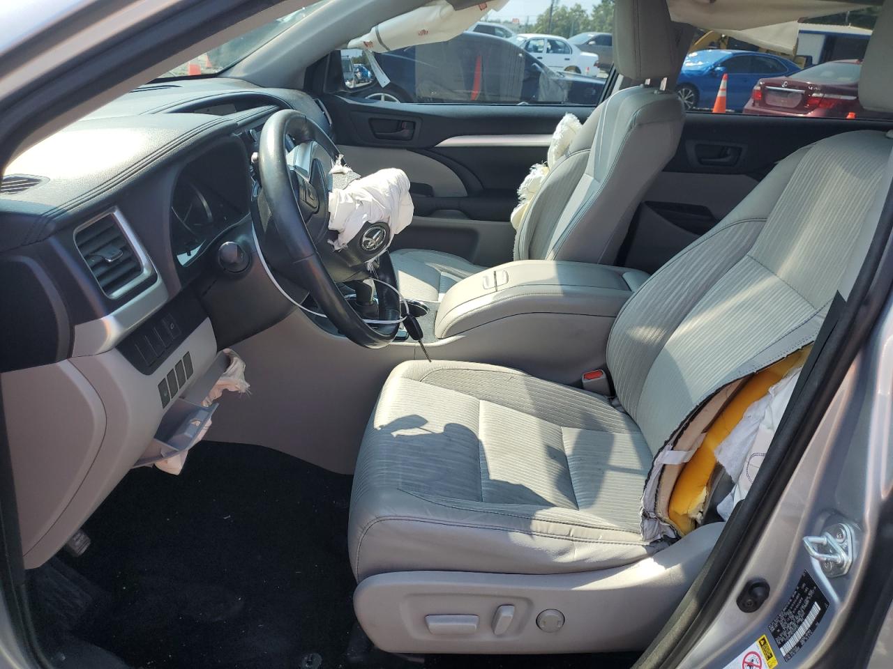 2014 Toyota Highlander Le VIN: 5TDZKRFHXES026161 Lot: 65464464