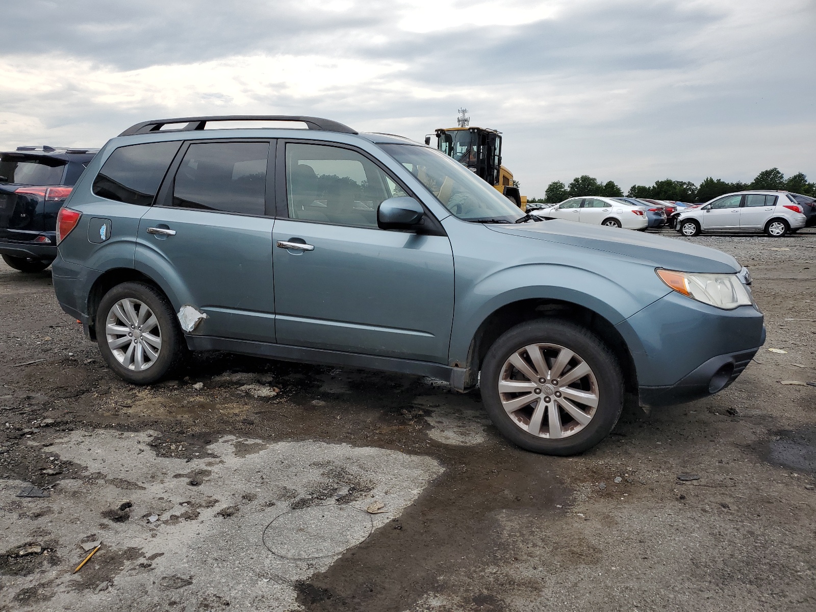 2012 Subaru Forester 2.5X Premium vin: JF2SHADC7CH420468