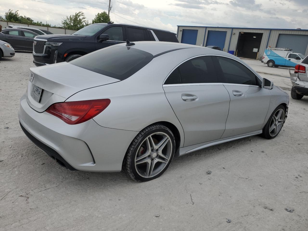 VIN WDDSJ4EB6EN121381 2014 MERCEDES-BENZ CLA-CLASS no.3