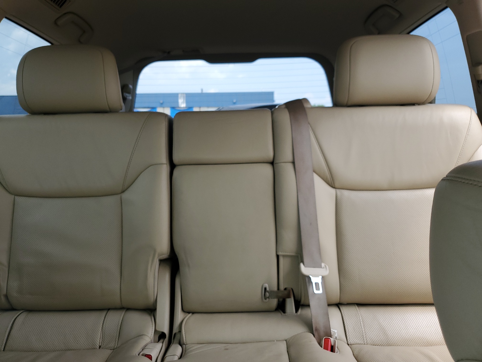 JTJHY7AX7A4037893 2010 Lexus Lx 570