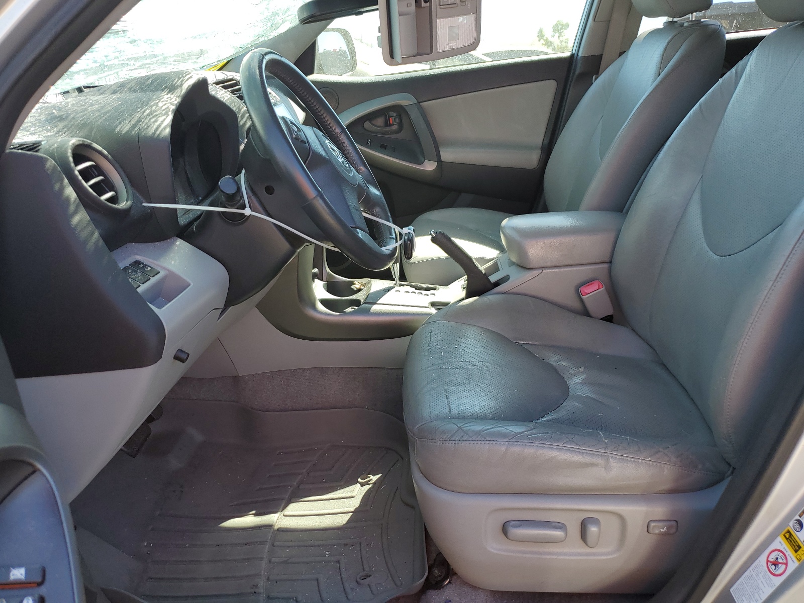 JTMYK4DV1AD003929 2010 Toyota Rav4 Limited