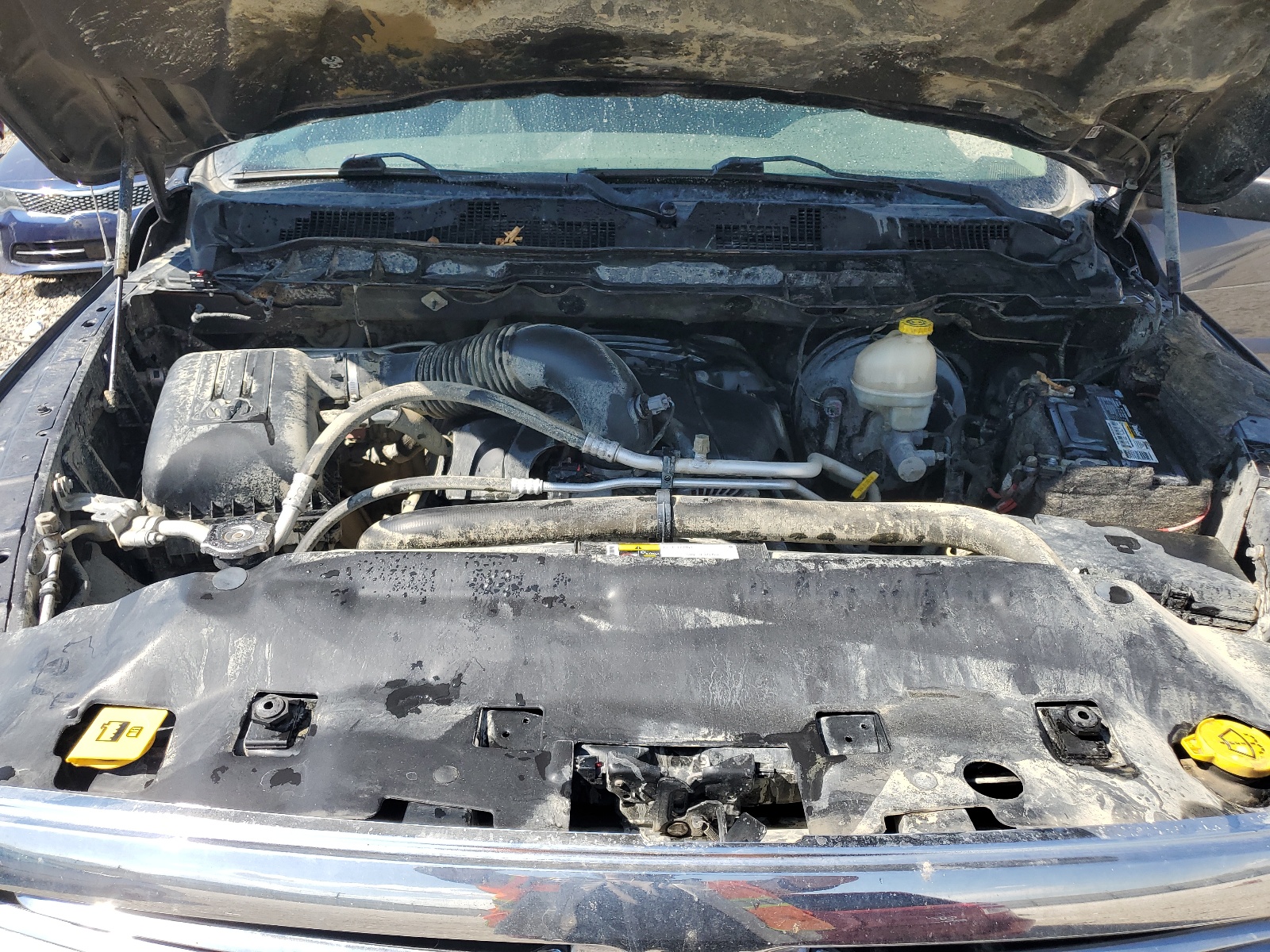 1C6RR7TT6FS769330 2015 Ram 1500 Slt