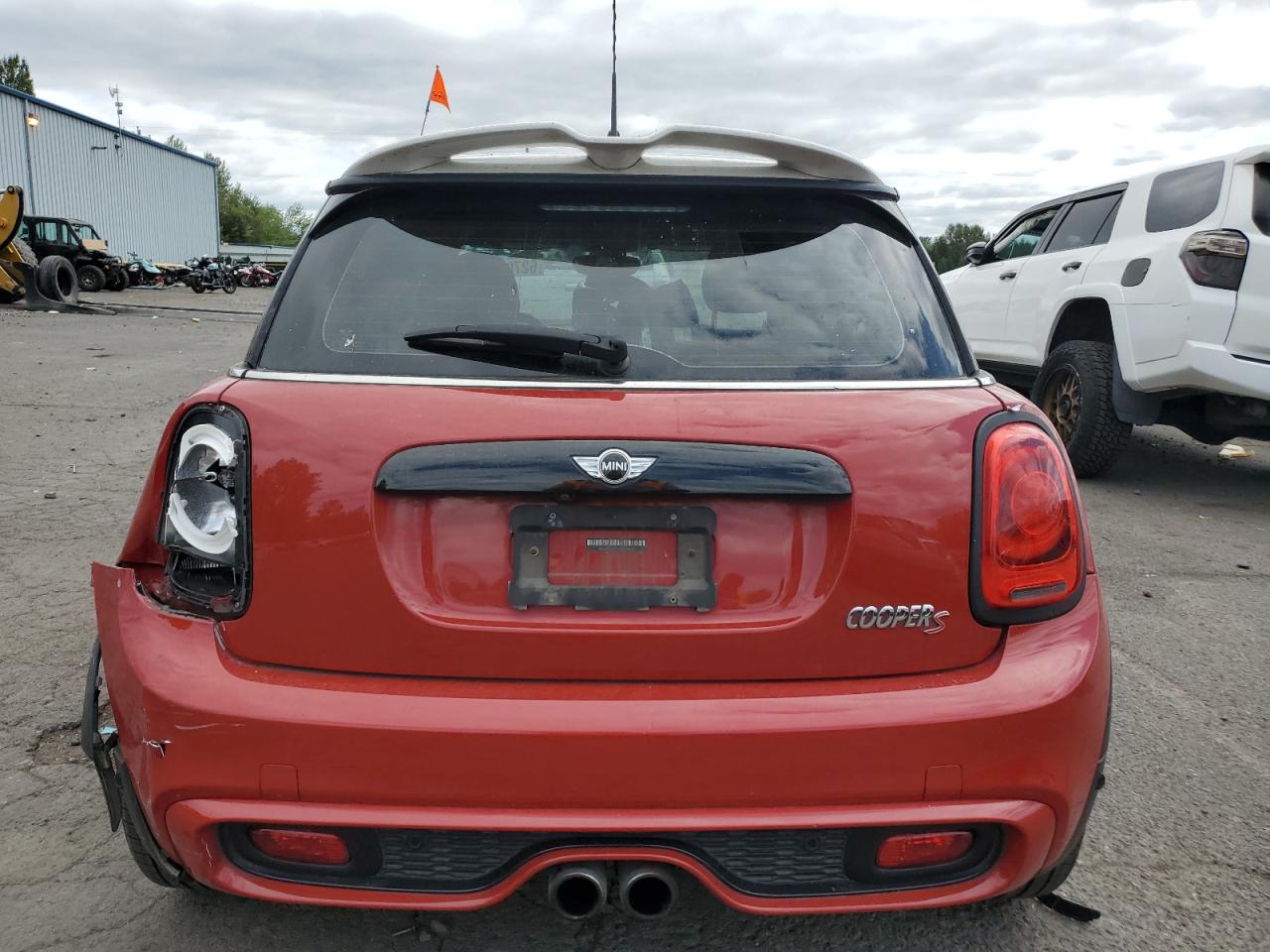 2016 Mini Cooper S VIN: WMWXP7C57G2A44053 Lot: 62702284