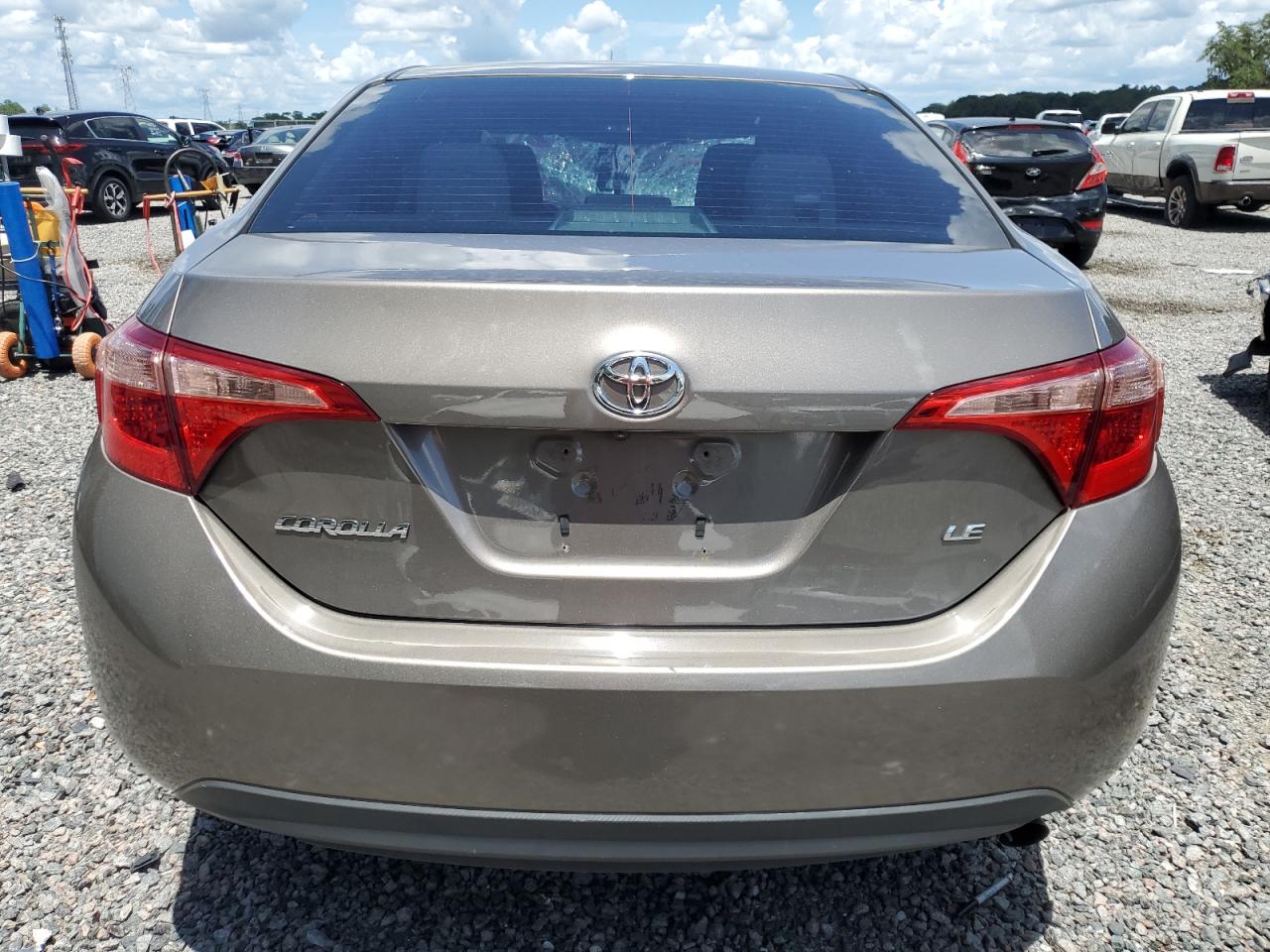 2019 Toyota Corolla L VIN: 2T1BURHE1KC172757 Lot: 64438504