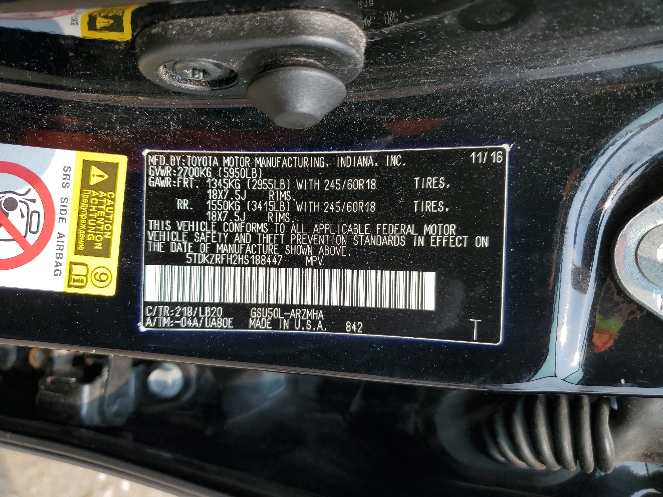 5TDKZRFH2HS188447 2017 Toyota Highlander Se