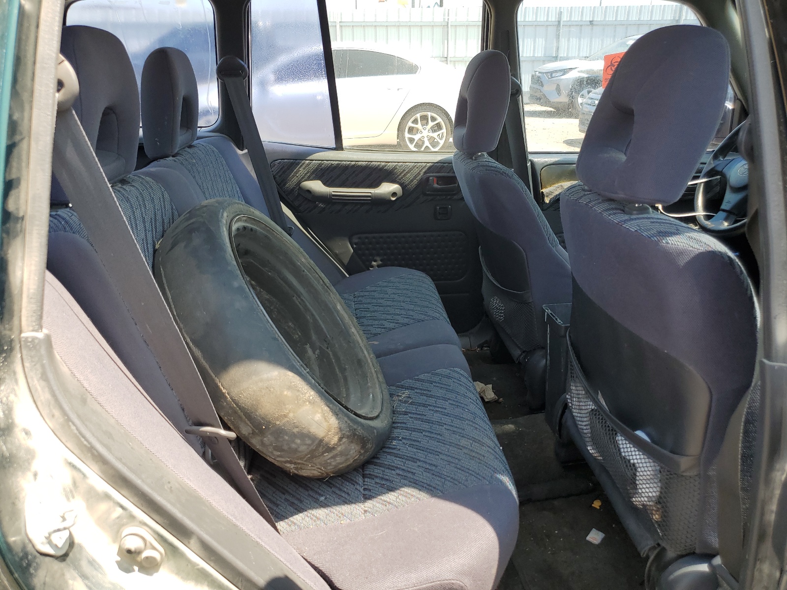 JT3HP10VXW7093873 1998 Toyota Rav4