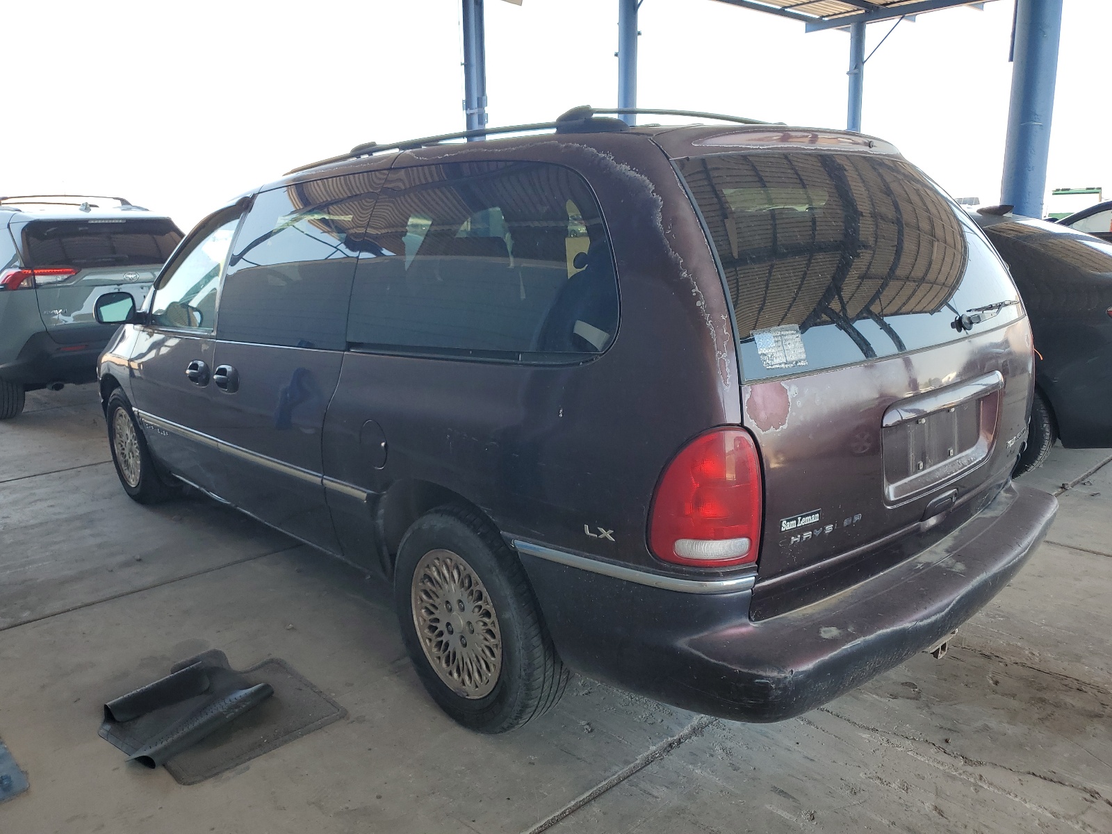 1c4gp54l6vb203241 1C4GP54L6VB203241 1997 Chrysler Town & Country Lx
