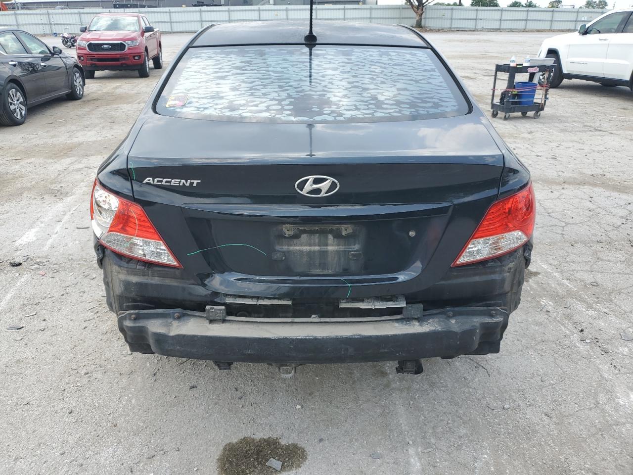 2014 Hyundai Accent Gls VIN: KMHCU4AE4EU767820 Lot: 64897574